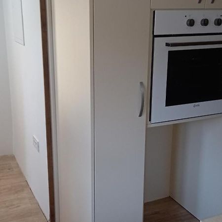 Appartment Bezenica Dobrova Esterno foto